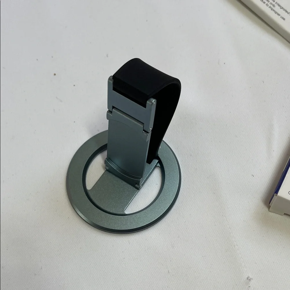 MagSafe Compatible Magnetic Phone Grip & Stand - Black